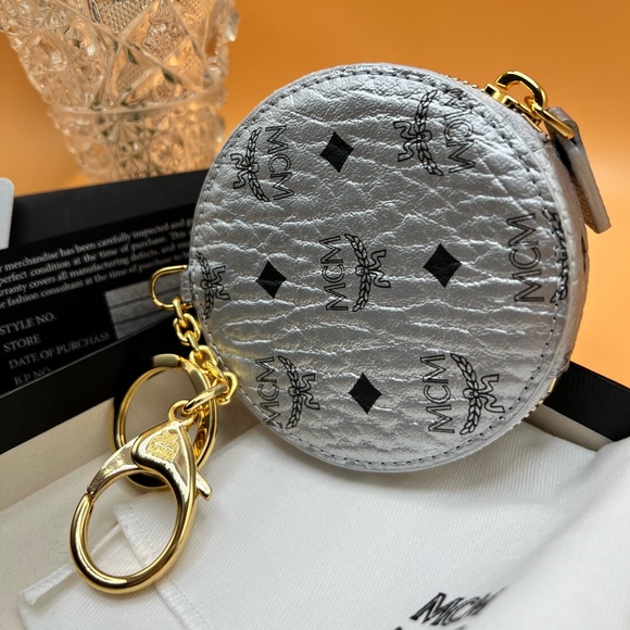 MCM Handbags - MCM NEW Coin Wallet with Keychain & Purse Clip. Silver Metallic,Black